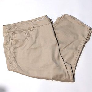 Avenue Denim Khaki Capris - 30 - Plus Size